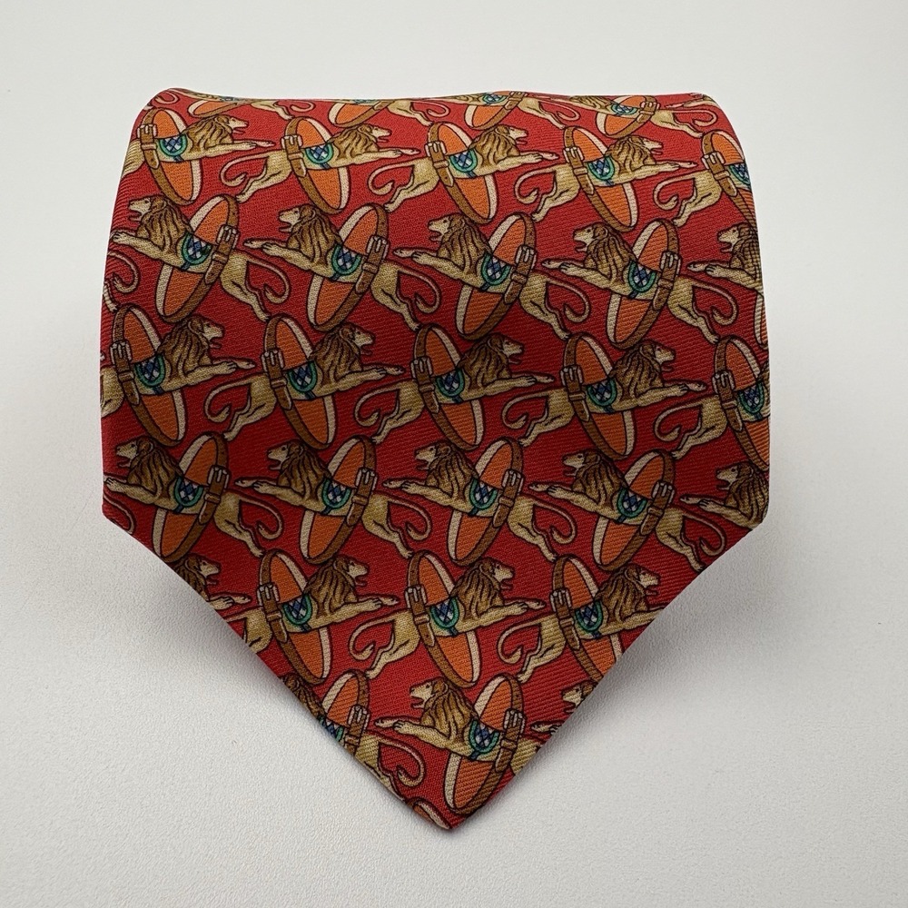 Brooks Brothers Makers Tie Red Lion Motif All Silk Men's Necktie